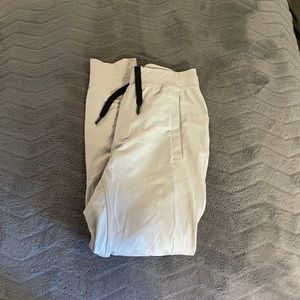 Lululemon men’s joggers